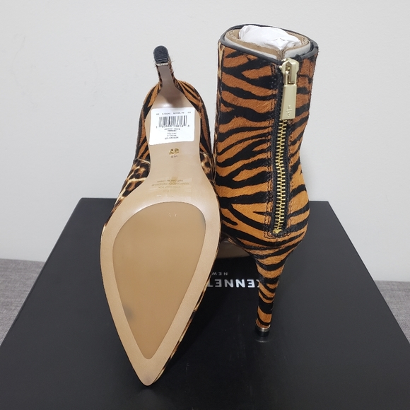 NIB! SZ 7.5 KENNETH COLE NY RILEY ANKLE BOOTIES - Picture 12 of 13